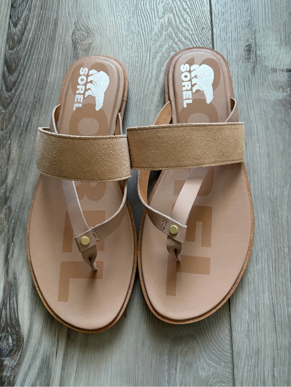 Sorel Women’s Tan Suede & Leather Toe-Post Sandals